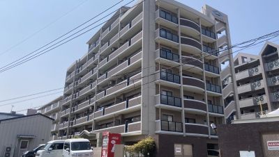 福岡市博多区東那珂3丁目3-38