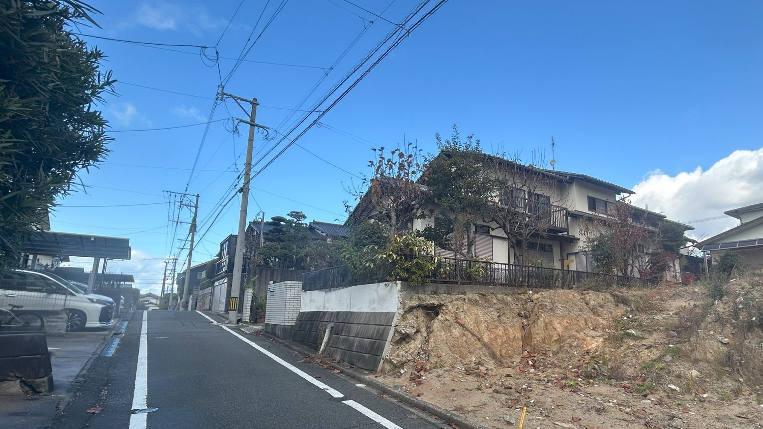 福岡県春日市ちくし台5-28